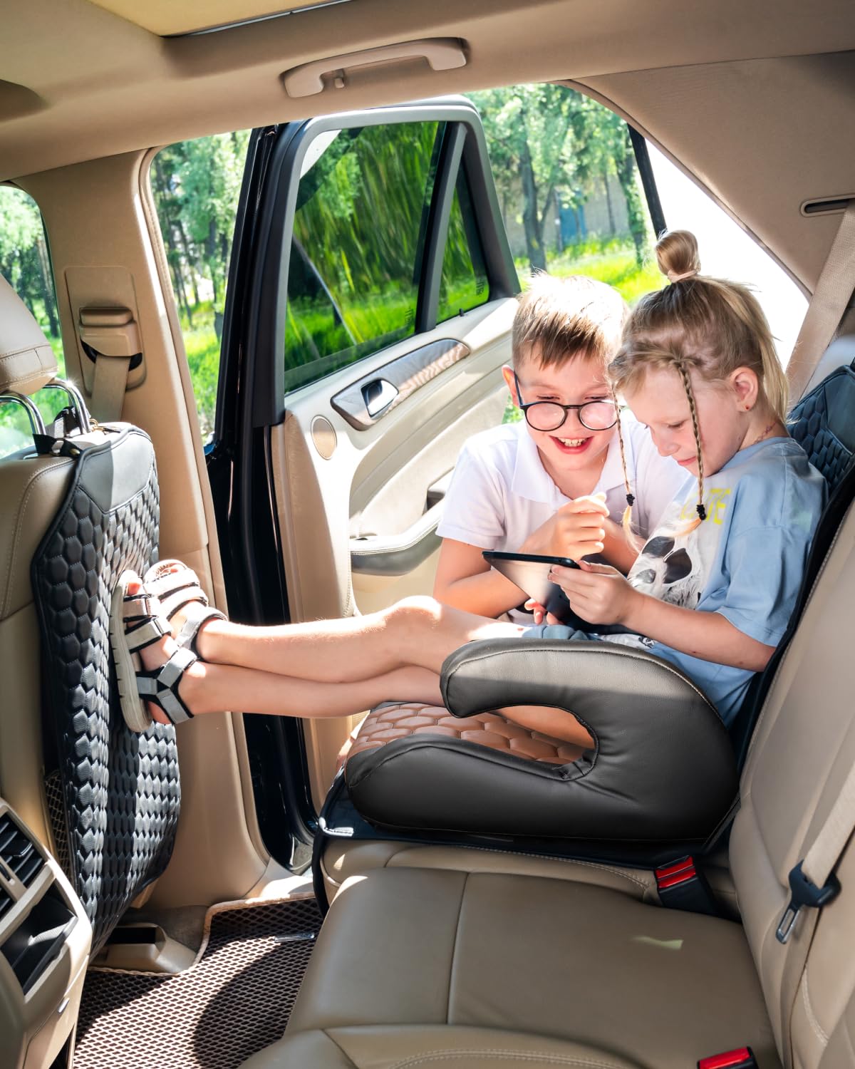 Black-Brown Backless Booster Seat with Latch and Waterproof Eco-Leather Seat Protector 2-Piece Set O57671