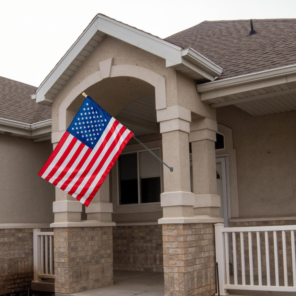 Rotating Flag Pole Q231
