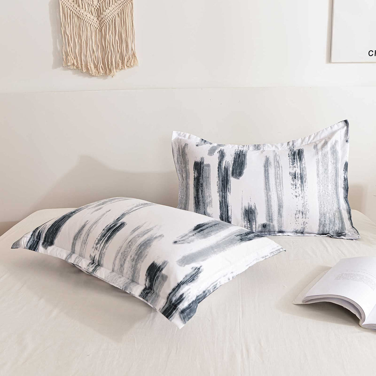 King 3pc Grey White Reversible Microfiber Comforter Set X4994