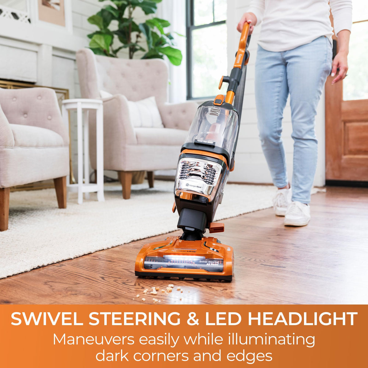 Bagless Upright Vacuum F699333