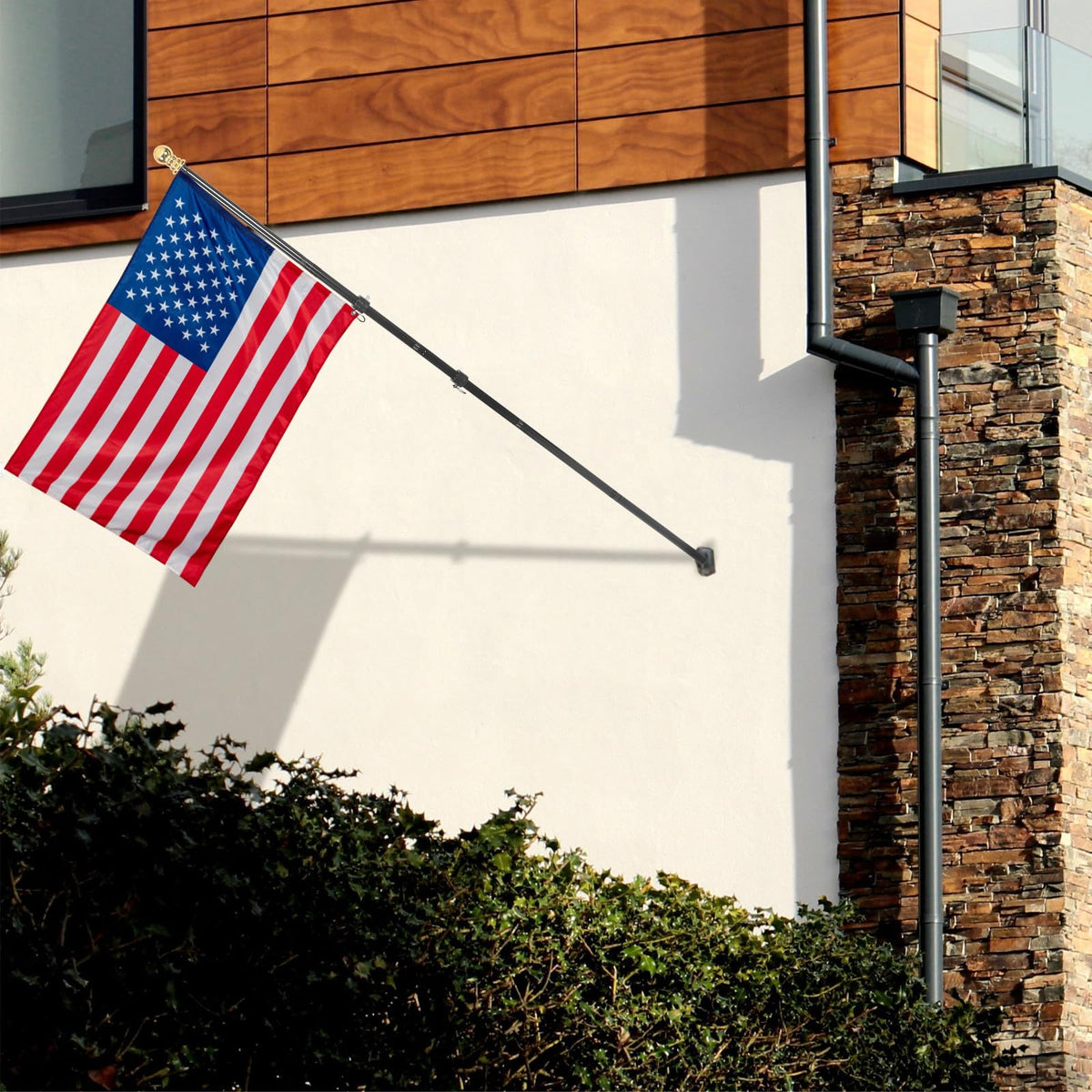 Rotating Flag Pole Q231