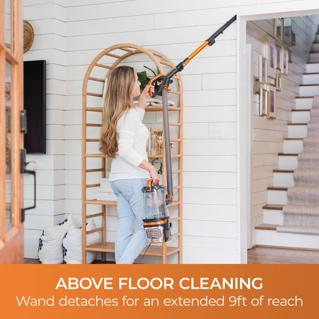 Bagless Upright Vacuum F699333