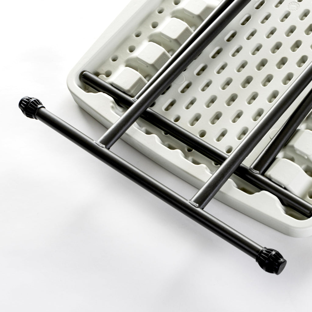 Folding Table Y732631