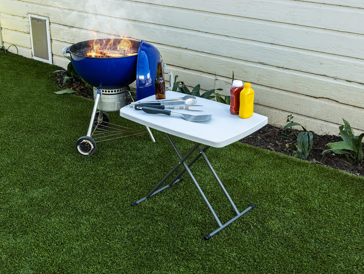 Folding Table Y732631